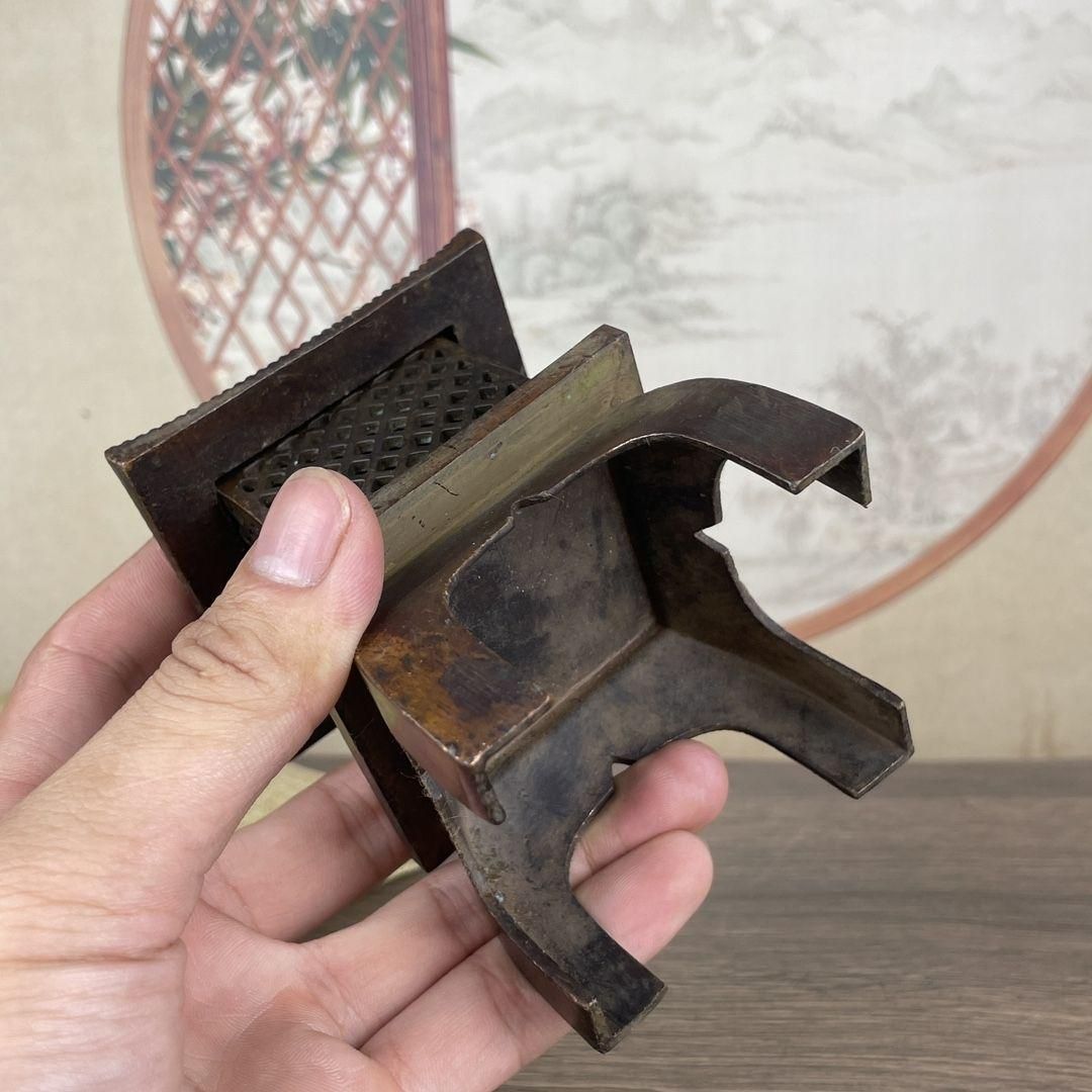 銅製 唐灯 家用供灯 茶台 置物 文房器 茶道具 香道具 装飾品 工芸品 銅製 唐灯 家用供灯 茶台 置物 文房器 茶道具 香道具 装飾品