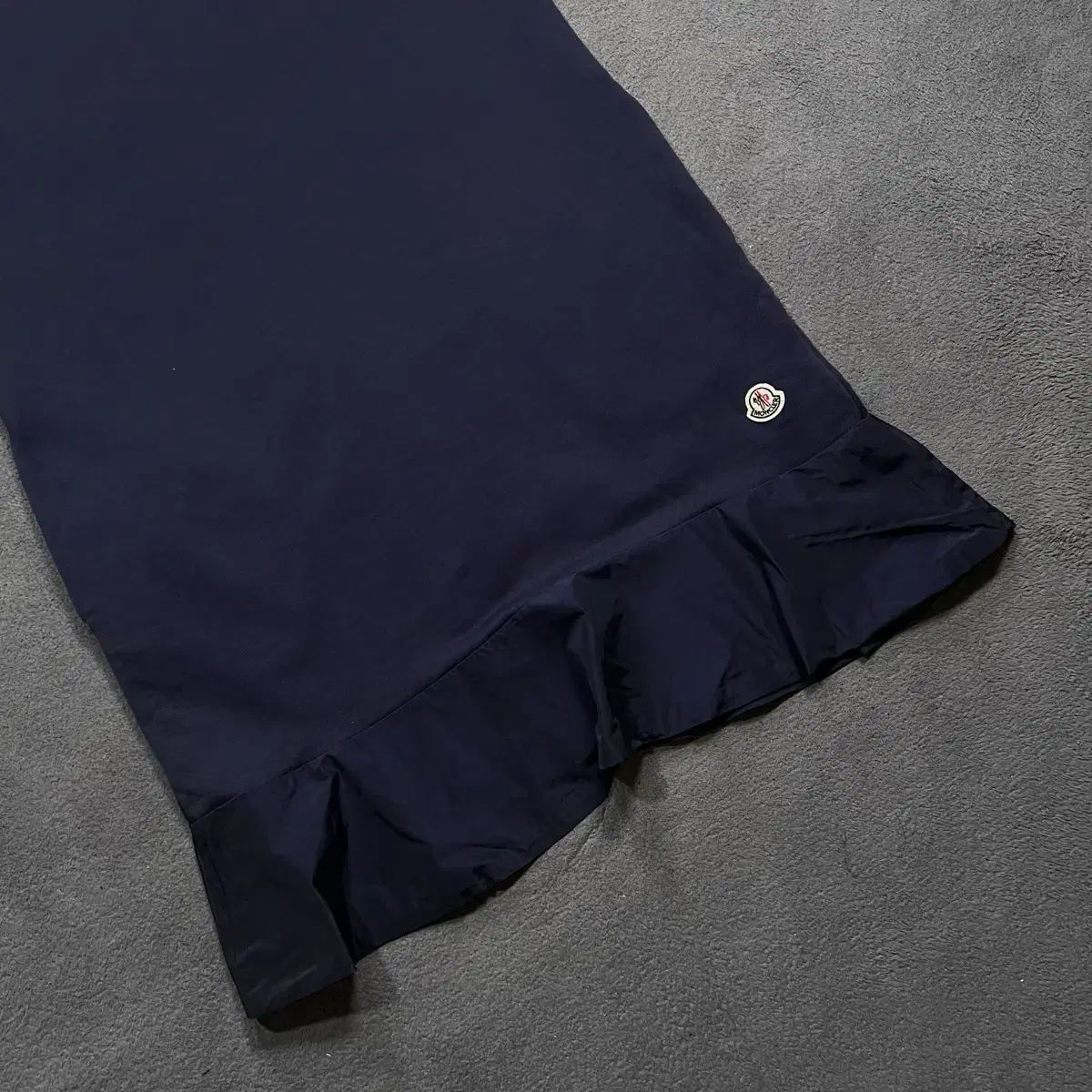 MONCLER ネイビー半袖ワンピース10A MONCLER(モンクレール) ネイビー スウェット 半袖 ワンピース