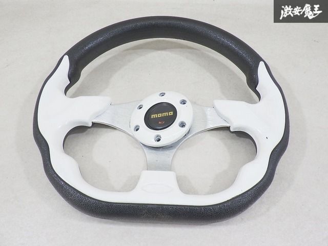 ストア出品】 社外 MOMO モモ ホーンボタン付き ステアリング