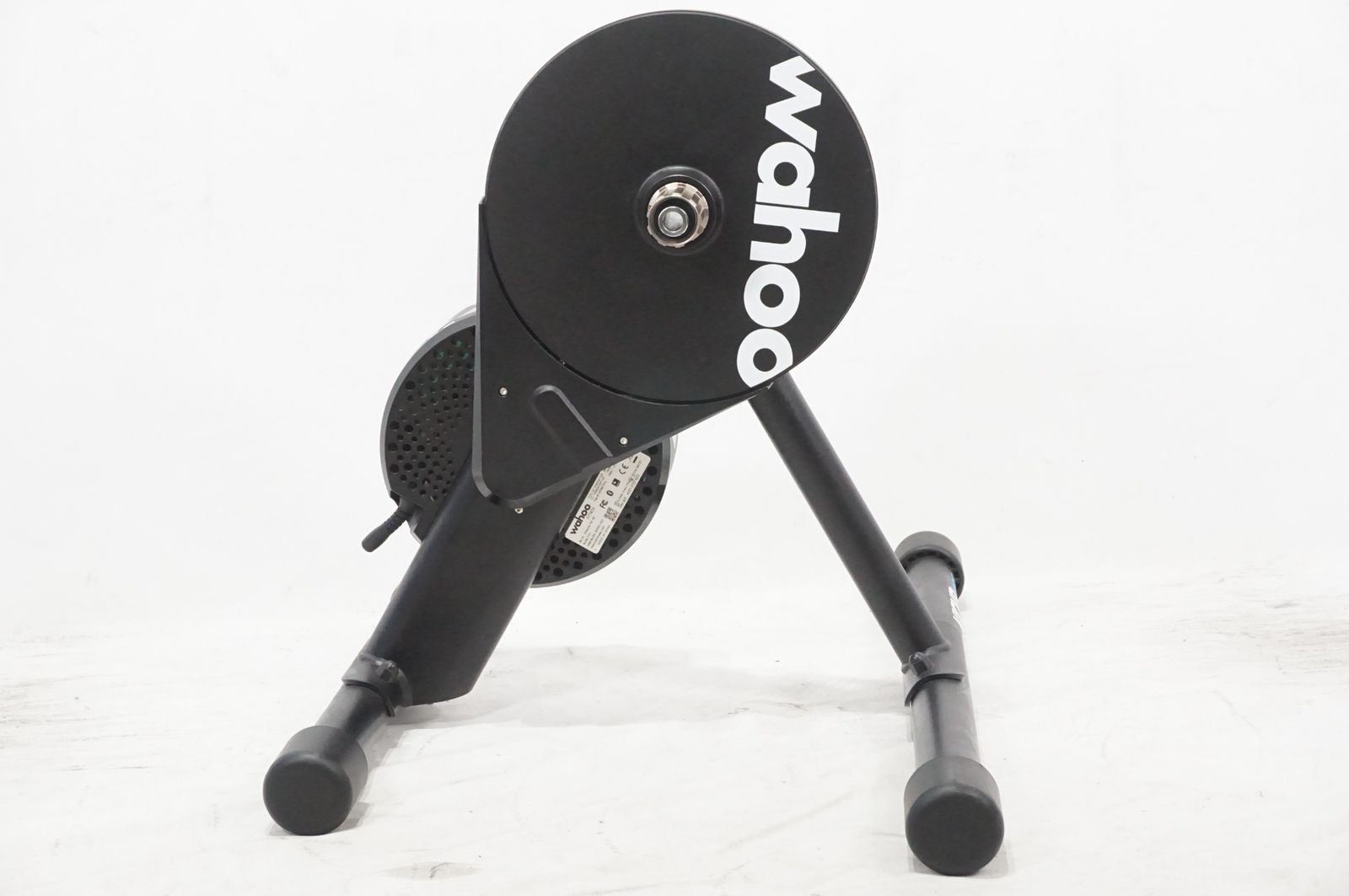 WAHOO ワフー KICKR CORE WF123 サイクルトレーナー バイチャリAKIBA店