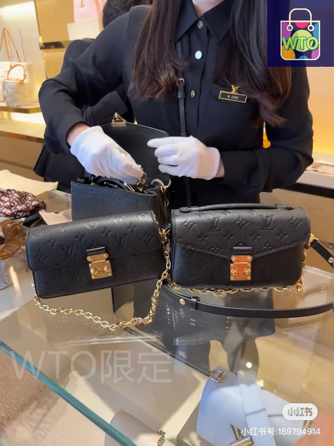 人気アイテムが再入荷！ 今日 LV 黒色真皮ミニポストバッグ 在庫 価格 嬉しい