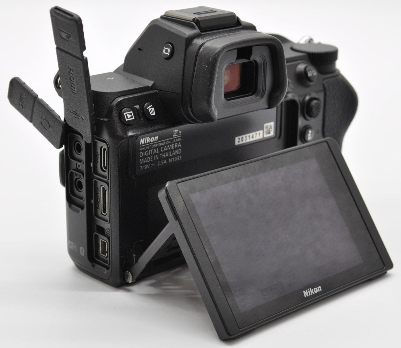 超美品 NIKON Nikon J1 レッド ショット数 5,855枚 M808