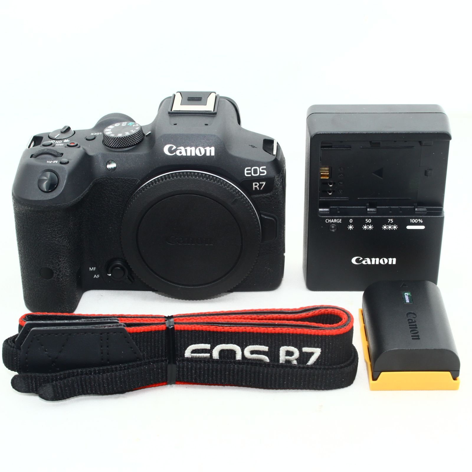 Canon ミラーレス一眼 EOS R7 ボディ