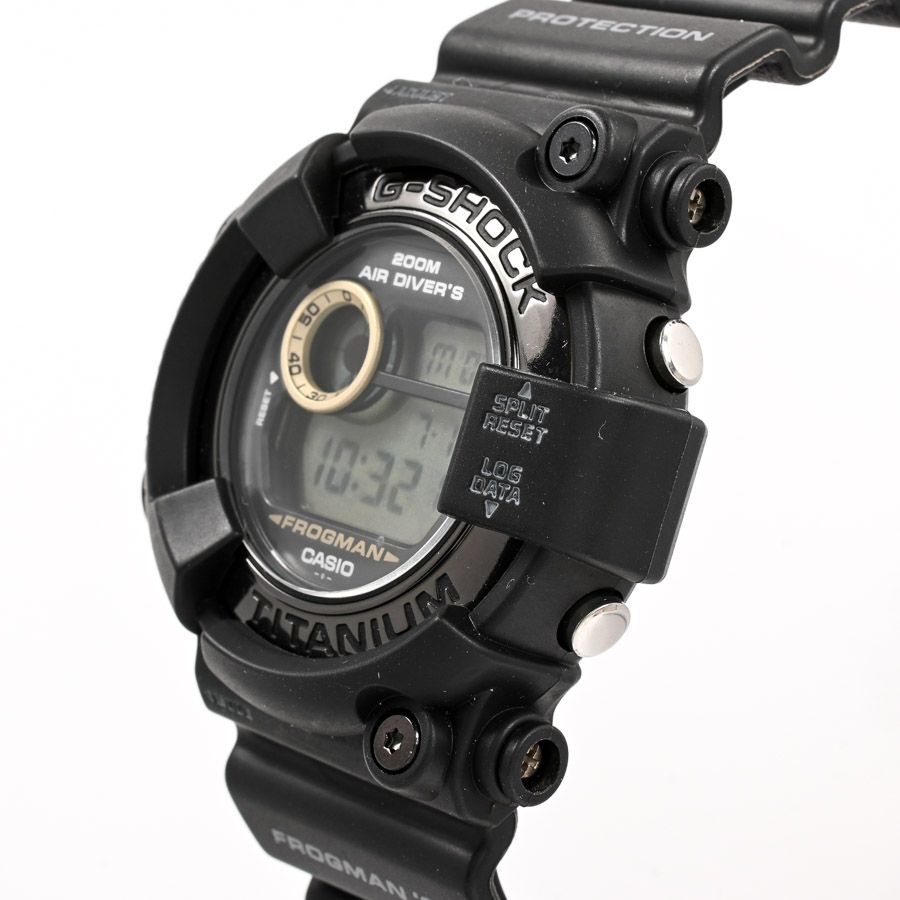 CASIO カシオ 腕時計 G SHOCK DW 8200 BMU 1 T