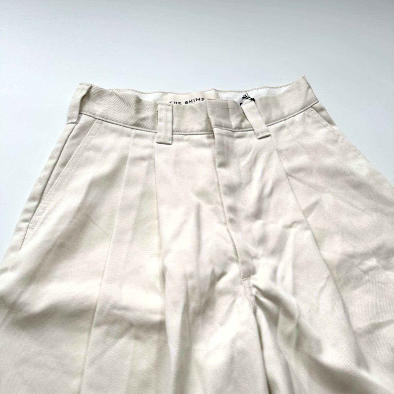美品★SHINZONE コットンリネン ショートパンツ 36 ホワイト 新品タグ付 THE SHINZONE ザシンゾーン トムボーイショート