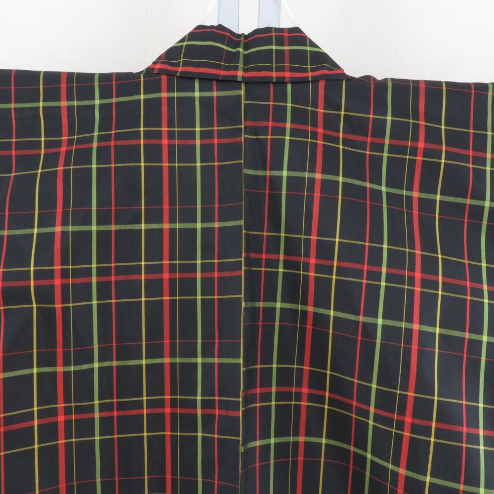 紬 着物 本場大島紬 アンサンブル 羽織付 格子文様 袷 バチ衿 黒色x