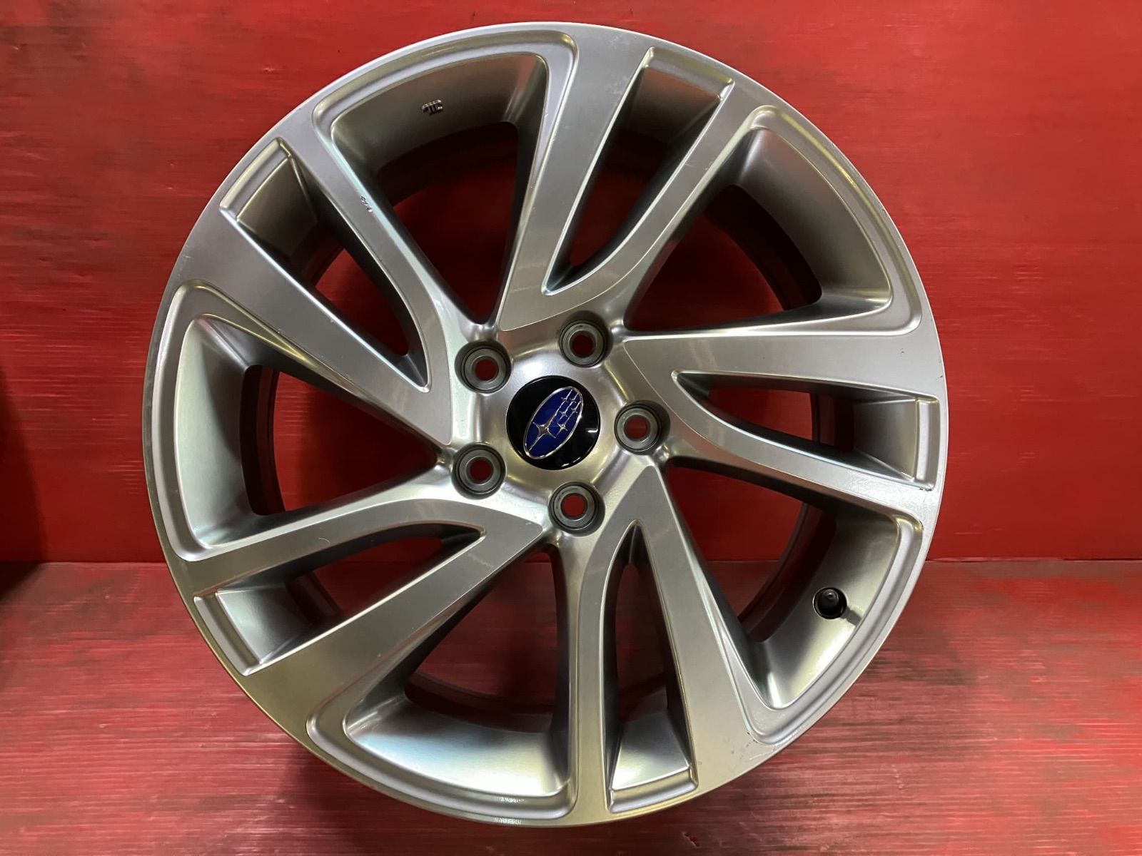 トップス ホイール 18x7.5 55 114.3 5H スバル純正 4本SET 貧弱な