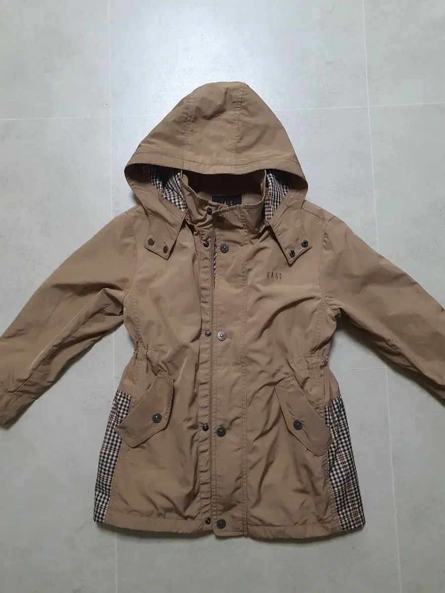DAKS Little ダックスキッズ 女性 120 サファリ インナー付 取り外し