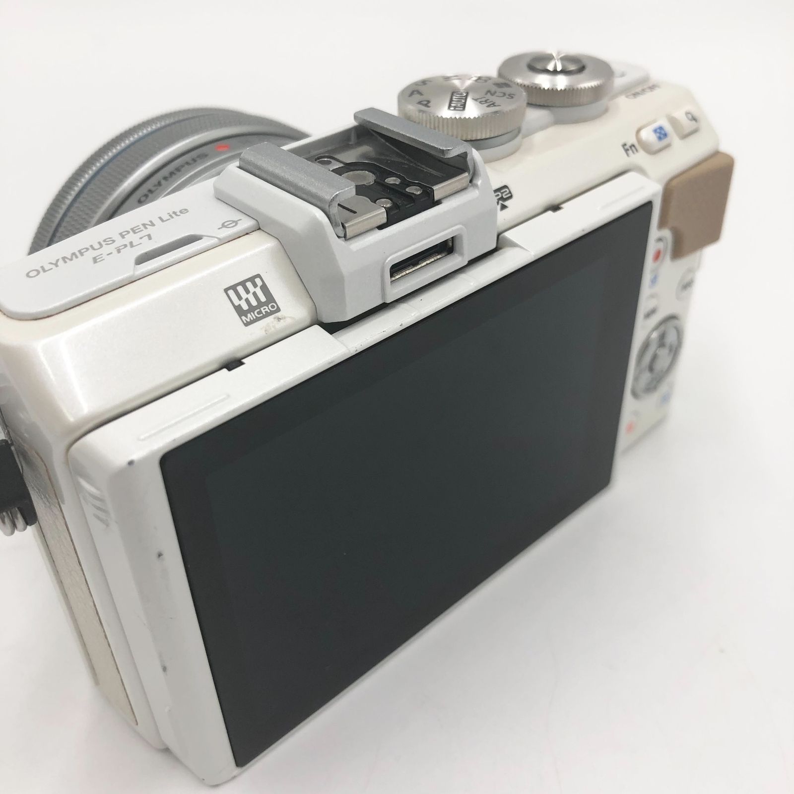 OLYMPUS PEN E-PL7 14-42mm EZレンズキット ホワイト ミラーレス一眼 E