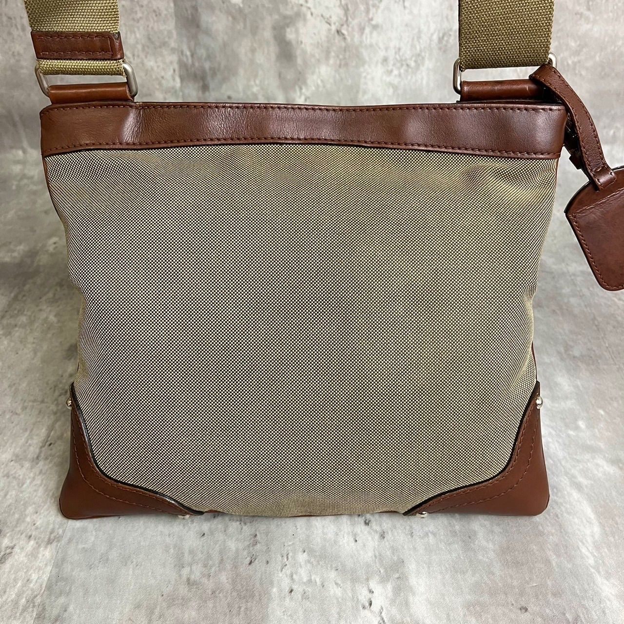 ✨良品✨ PRADA プラダ ショルダーバッグ トートバッグ デカロゴ 