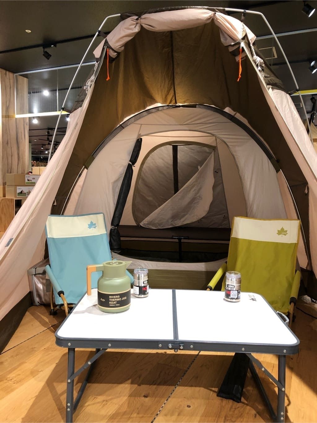 【美品】引き取り限定　ロゴス　ツールームテント、テーブル、チェア2脚　まとめ売り 美品】引き取り限定 ロゴス ツールームテント、テーブル、チェア