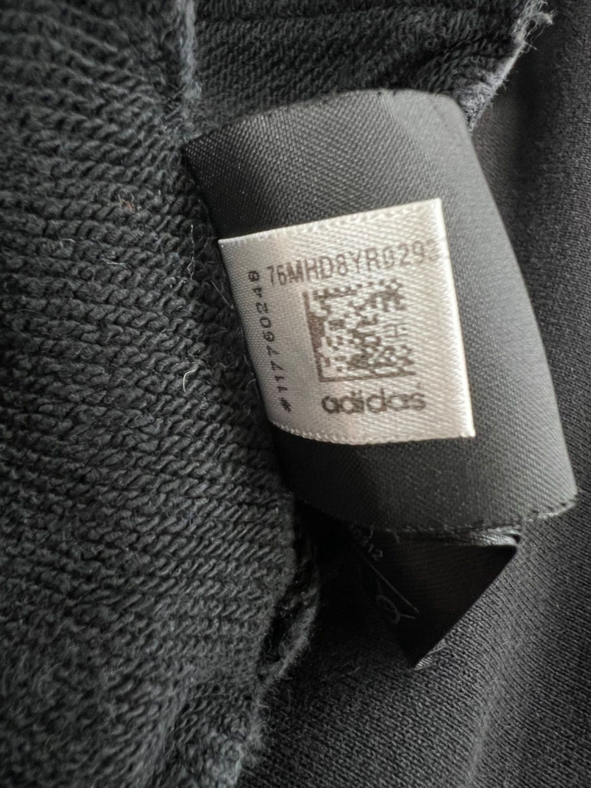 68.adidas Gosha Rubchinskiy Logo Print L / S Pullover Hoodie
