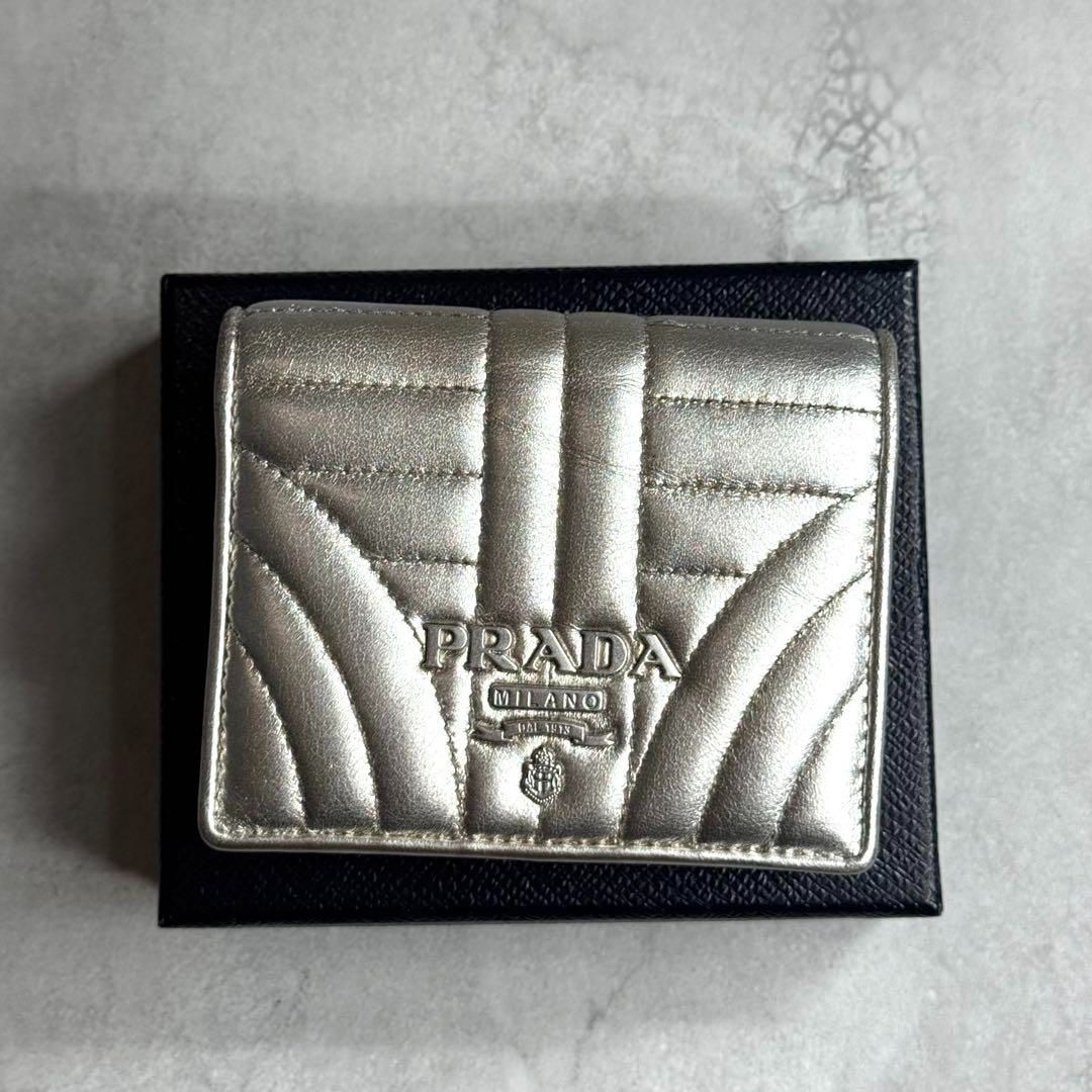 付属品完備】 PRADA プラダ / ダイアグラムキルティング