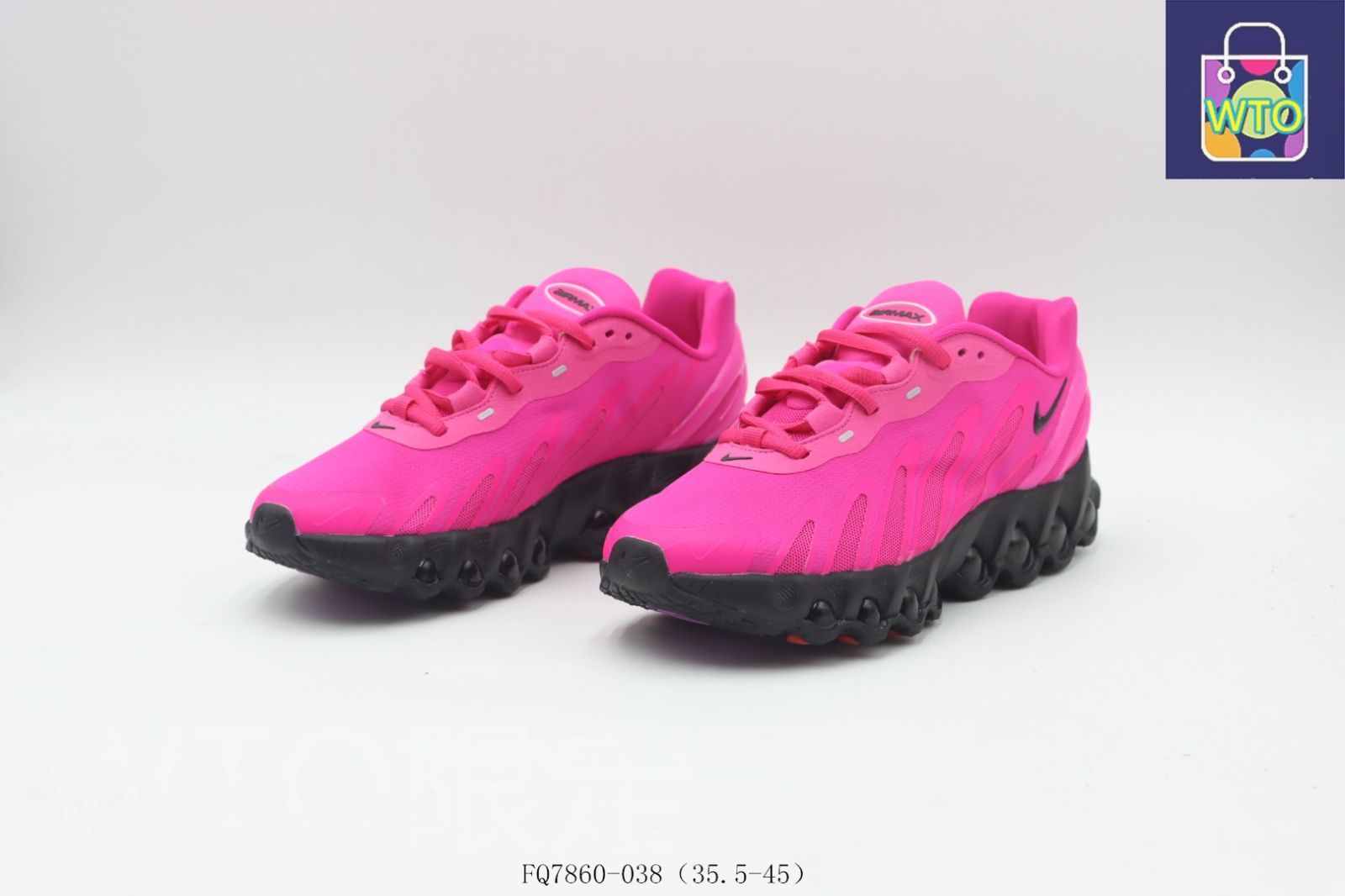 Nike ランニングシューズ ピンク/ブラック 国内9月15日発売予定】ナイキ ランニング 