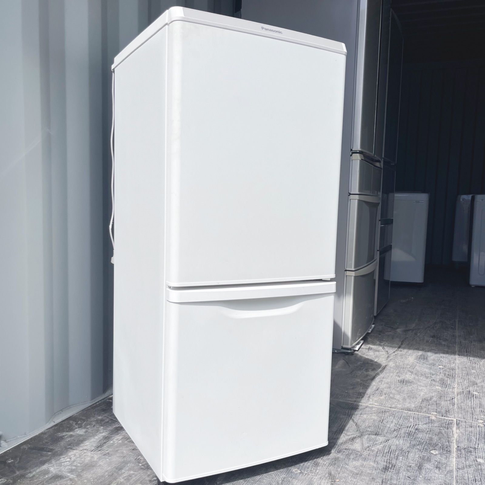125取付無料 パナソニック高性能マットホワイトおしゃれインテリア冷蔵庫