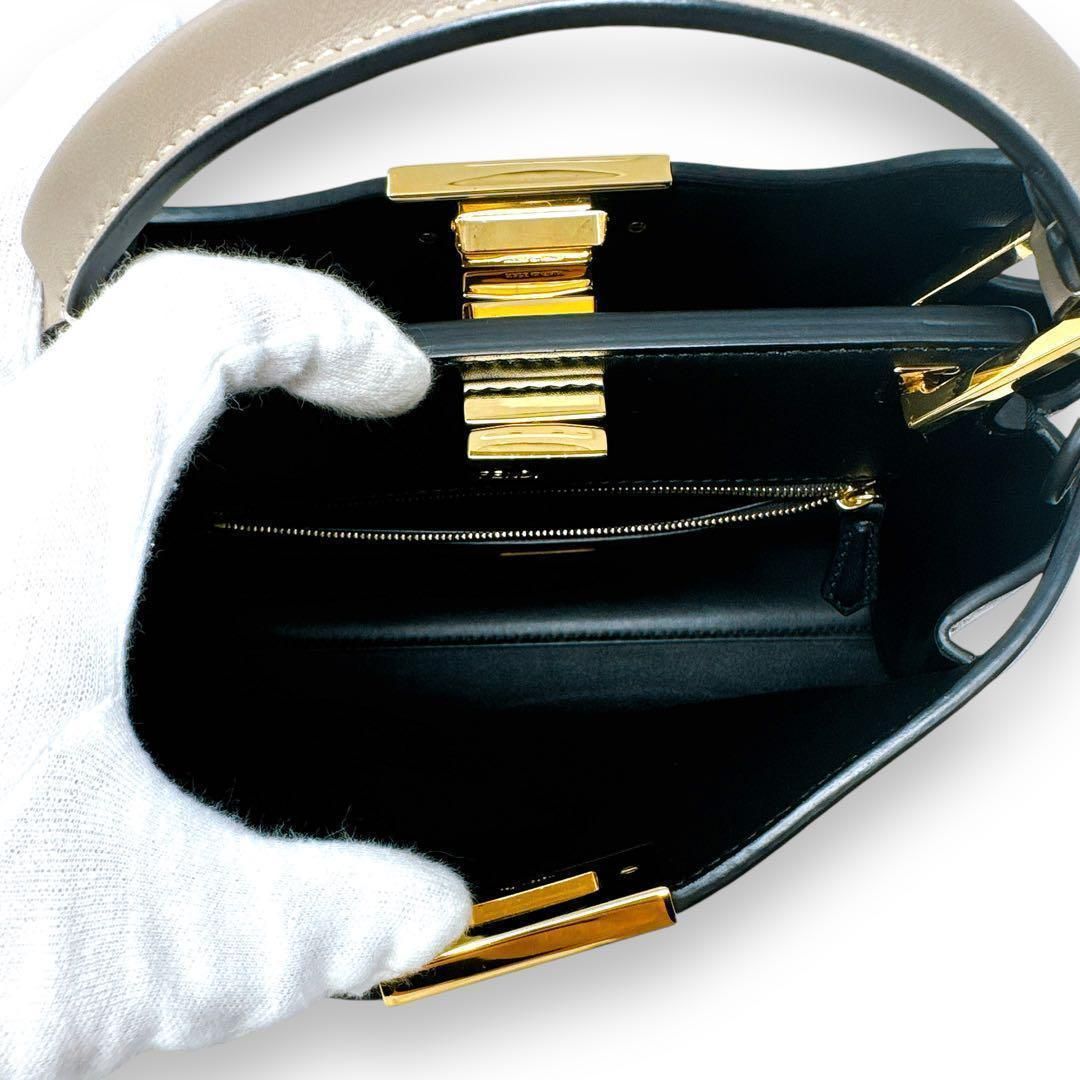 ハンドバッグ ピーカブー