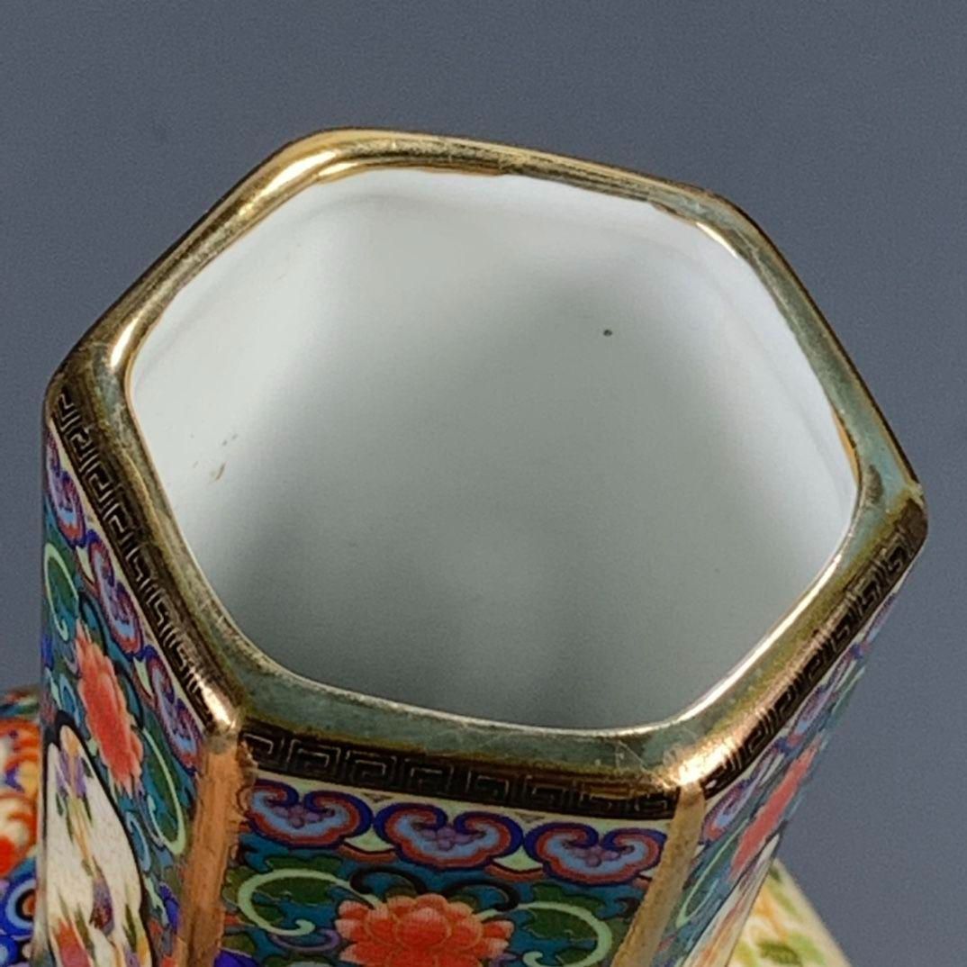 清代雍正粉彩蒔金花鳥多稜天球瓶  景徳鎮 陶磁器 装飾品 工芸品 美術品 置物 清代雍正粉彩蒔金花鳥多稜天球瓶 景徳鎮 陶磁器 装飾品 工芸品