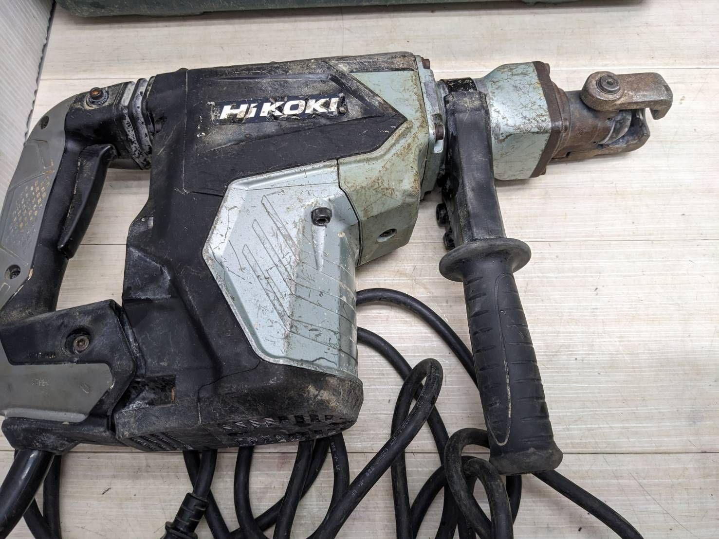 S98603 HITACHI 日立 100v 40mm ハンマ ケース付 DH40SE WWW_OLIVIERBERNSTEIN_COM