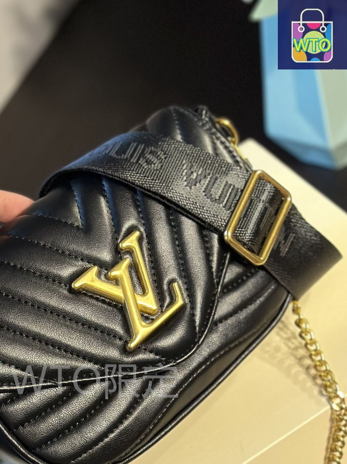 ルイ・ヴィトン ニューウェーブ マルチポシェット 国内発送/LOUIS VUITTON/ニュー ウェーブ マルチ ポシェット