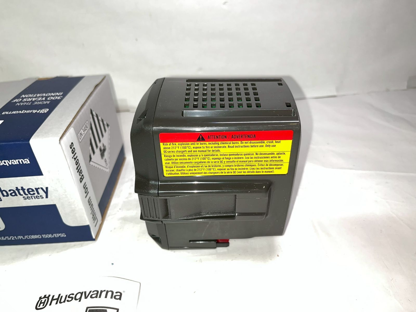 Husqvarna ハスクバーナ