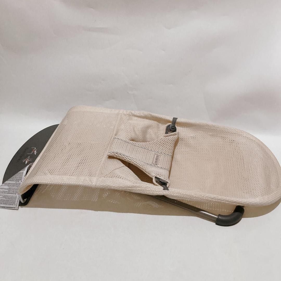 ベビービョルン Bliss