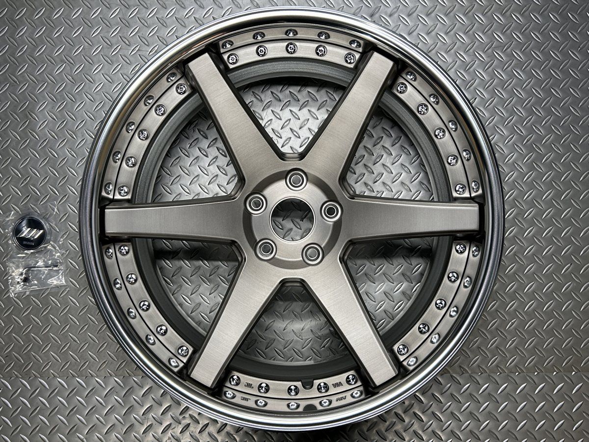 送料無料【訳あり新品1本】WORK ZEAST ST1 20x10J+25 5穴114.3
