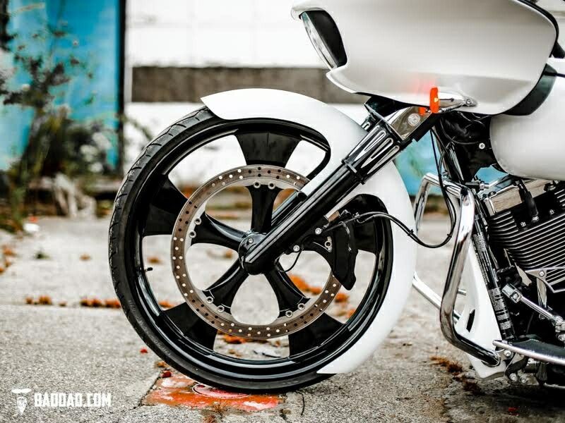 26 WRAP フロントフェンダー 1986〜13年ツーリング アフターマーケットフォーク用 BRIGHTFACE_UK