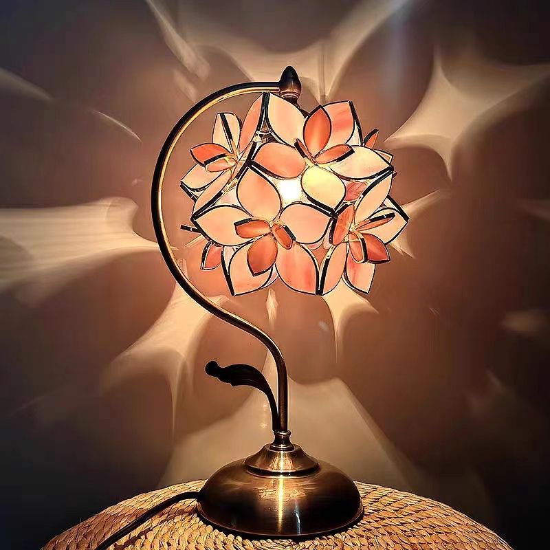 豪華な卓上照明 ステンドグラス table lamp ベッドサイドランプ デスク