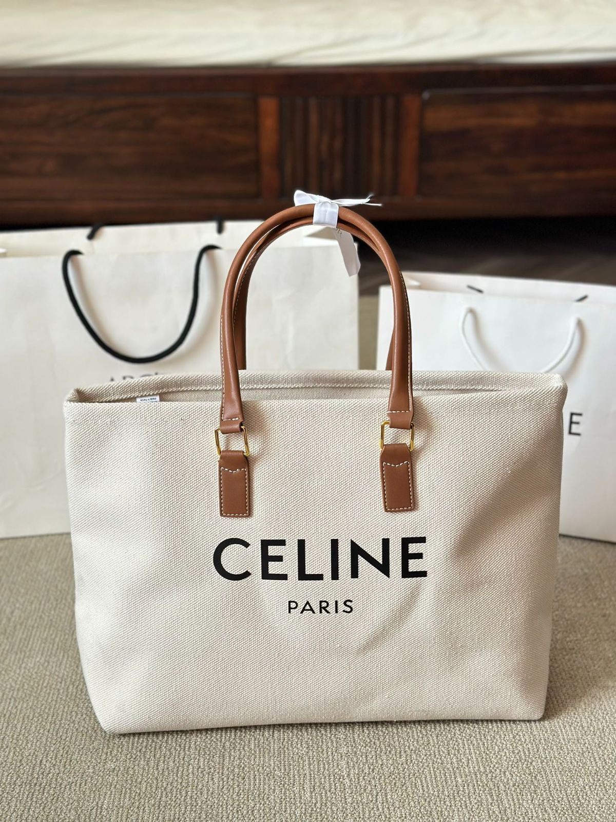 Celine キャンバス ショッピングトートバッグ - リサ着用モデル | セリーヌ レディースバッグ |
