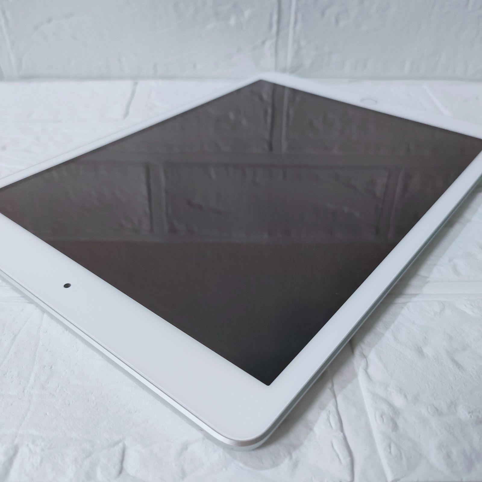 iPad 第7世代 wifiモデル 32GB 管理No.s320 Apple iPad シルバー 本体