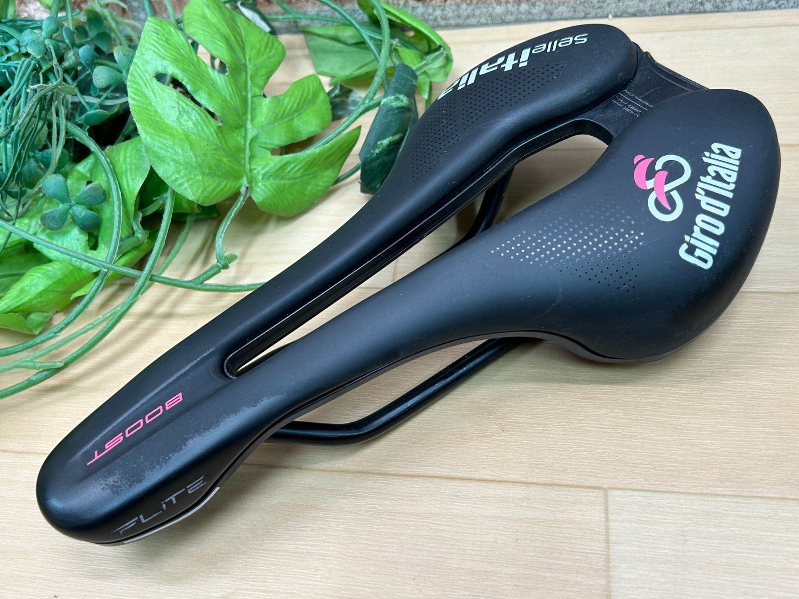 イチ推し!! 中古 selle ITALIA FLITE Boost TM SUPERFLOW GIRO '20