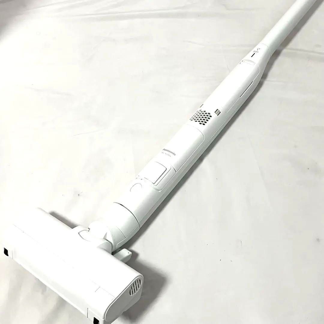 パナソニック コードレス 掃除機 MC-NS100K-W ホワイト セパレート型 スティック クリーンドック ナノイーX からまないブラシ Panasonic WWW_KANDAIZUMI_COM