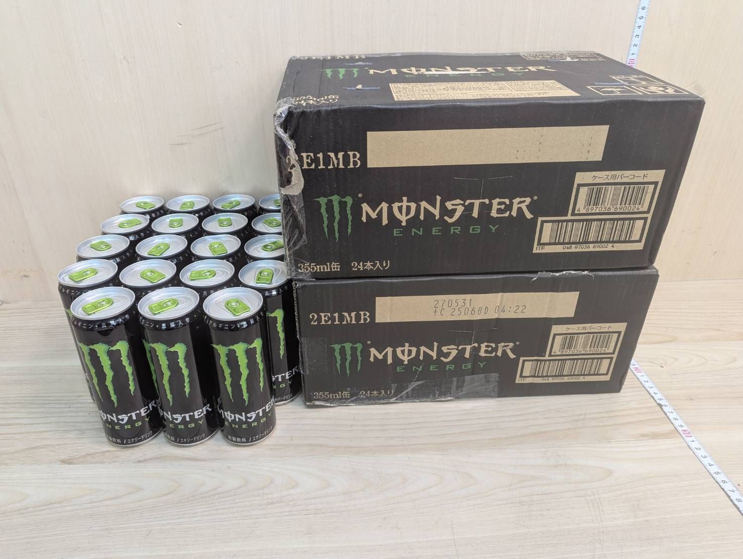 1本130円 67本 MONSTER ENARGY モンスターエナジー 355ml 元箱にダメージ 缶に少々へこみあり