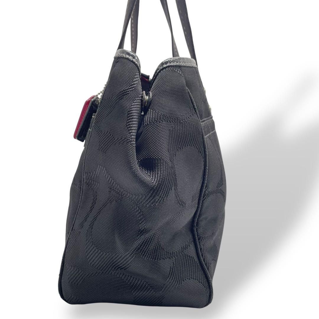 美品　COACH　トートバッグ　シグネチャー　キャンバス　A4収納 ブラック 美品 COACH トートバッグ シグネチャー キャンバス A4収納