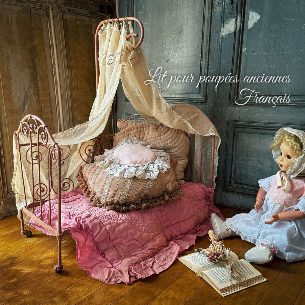 最終値下げ】フランスアンティークドール用ベッドピンク