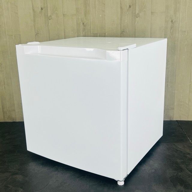 美品 オーヤマ ノンフロン冷凍庫 動作保証 PF-A31FD-W 2024年製 1ドア 31L 右開き ホワイト 115056/21776 | アイリスプラザ 冷凍庫 31L ホワイト 幅47cm PF-A31FD-W 直冷