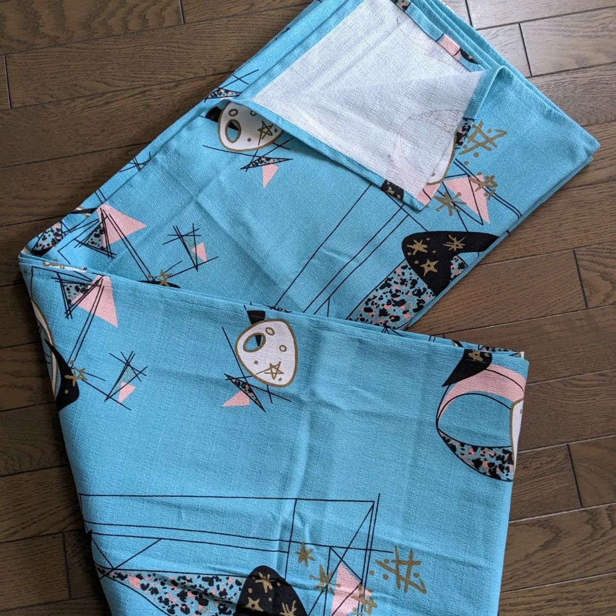 50'柄カーテン2枚　ブルーパレット200 50's柄カーテン2枚 ブルーパレット200 遮光1級・防炎・50