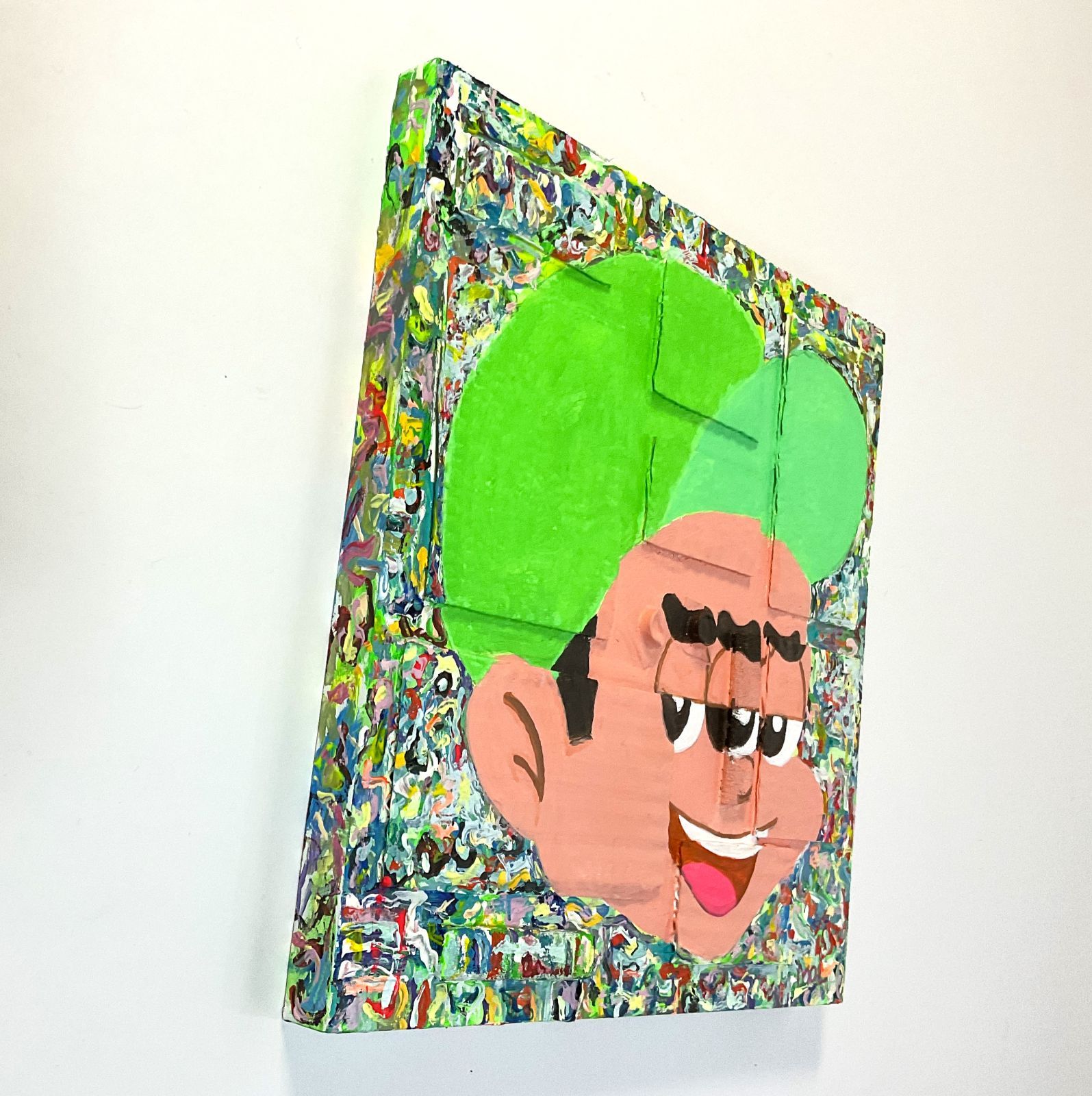 ミエナイチカラ」（段ボールを貼り付けた自家製キャンバス、 現代