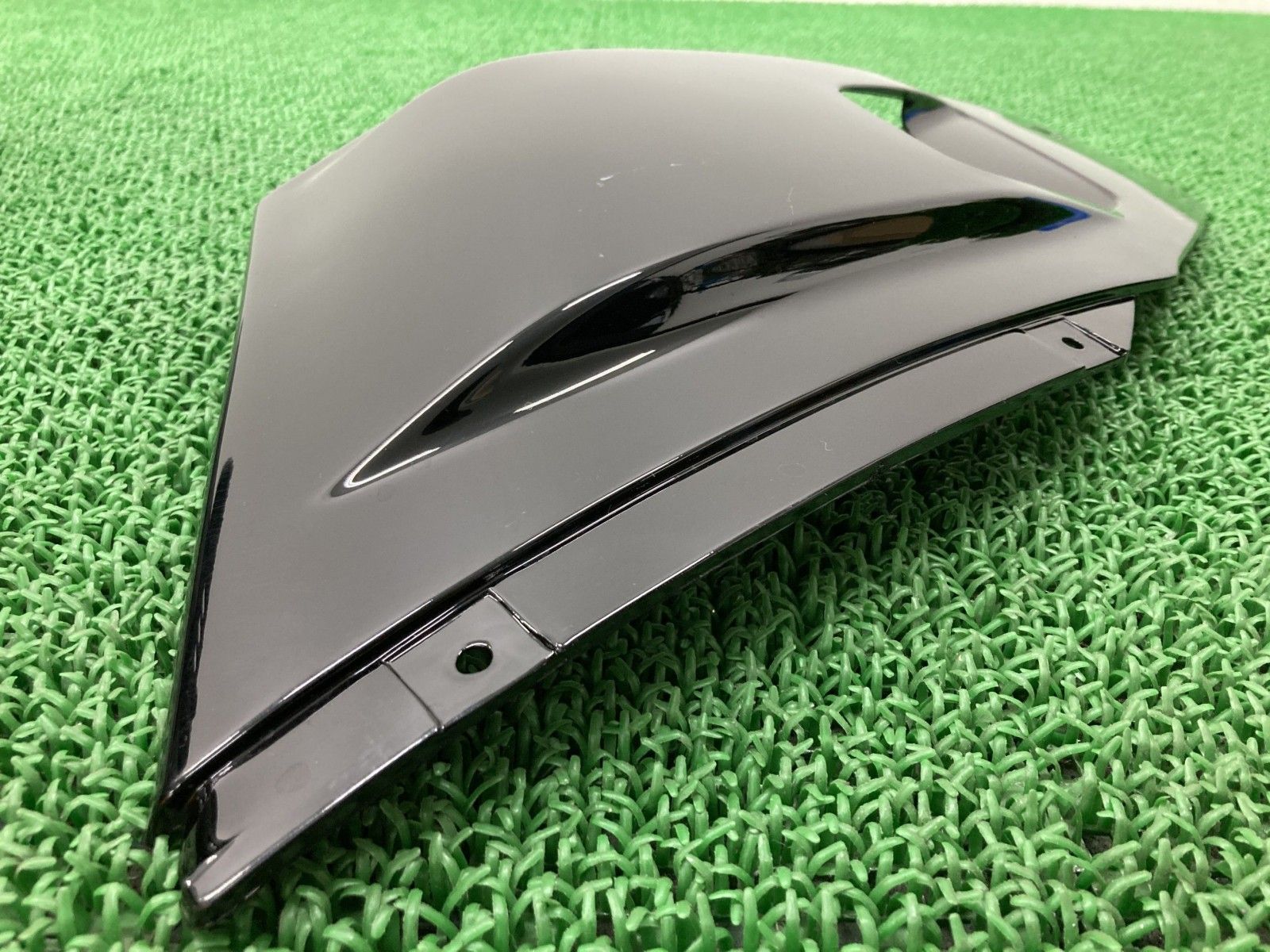 FZ400R サイドカウル 右 黒 46X ヤマハ 純正 バイク 部品 センターカウル 割れ欠け無し 品薄 品 車検 Genuine Dx