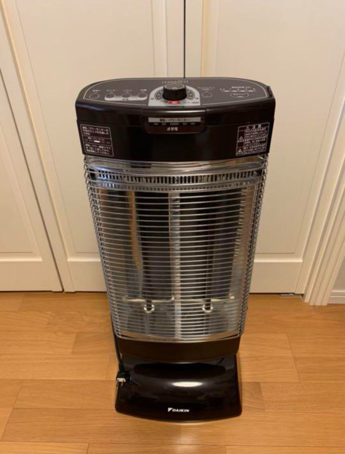DAIKIN セラミックヒーター ERFT11PS 14年式 【公式通販】