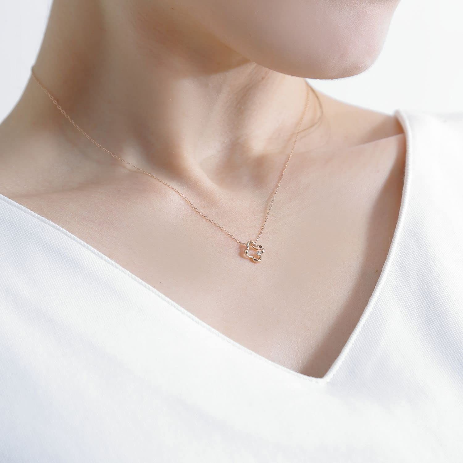 ペンダント ネックレス ダイアモンド フラワー K10 4月誕生石 大サイズ ネックレス レディース ダイヤモンド k10 ペンダント フラワー ダイヤ