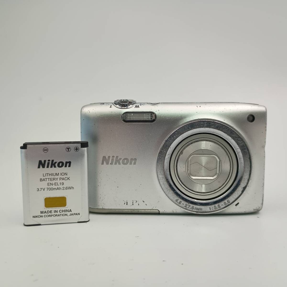 Nikon ニコン COOLPIX S2700 シルバー デジカメ 美品 Nikon Coolpix S2700 Silver コンパクトデジタルカメラ シルバー