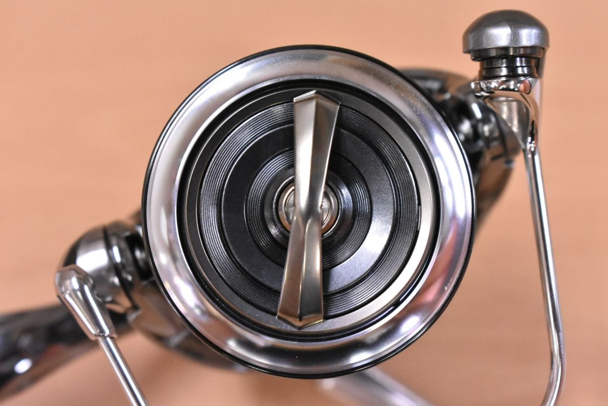 ダイワ 22 イグジスト LT 3000 S DAIWA EXIST スピニングリール エギング バスフィッシング ブラックバス シーバス アオリイカ トラウト