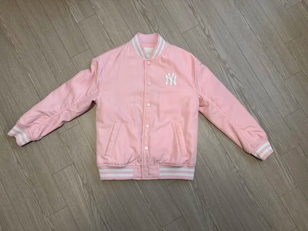 MLB ジュニア 野球 ブルゾン 女児 出品
