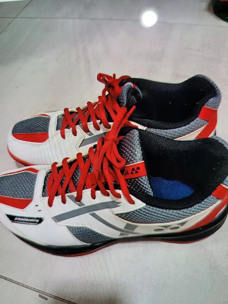 ヨネックス ( YONEX ) バドミントンシューズ 265