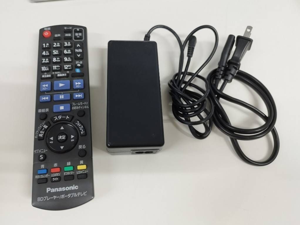 Panasonic DMP-BV300 ポータブルテレビ ブルーレイ リモコン付