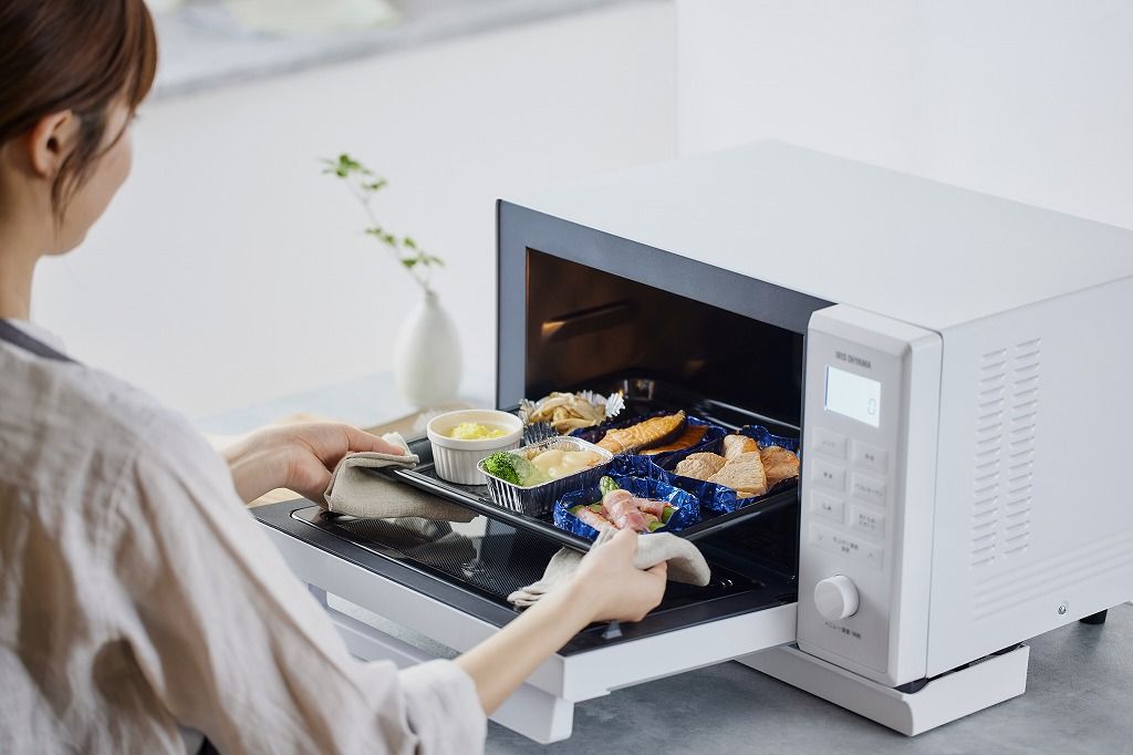 アイリスオーヤマ スチームオーブンレンジ 24L ホワイト MO-F2404-W IRIS OHYAMA