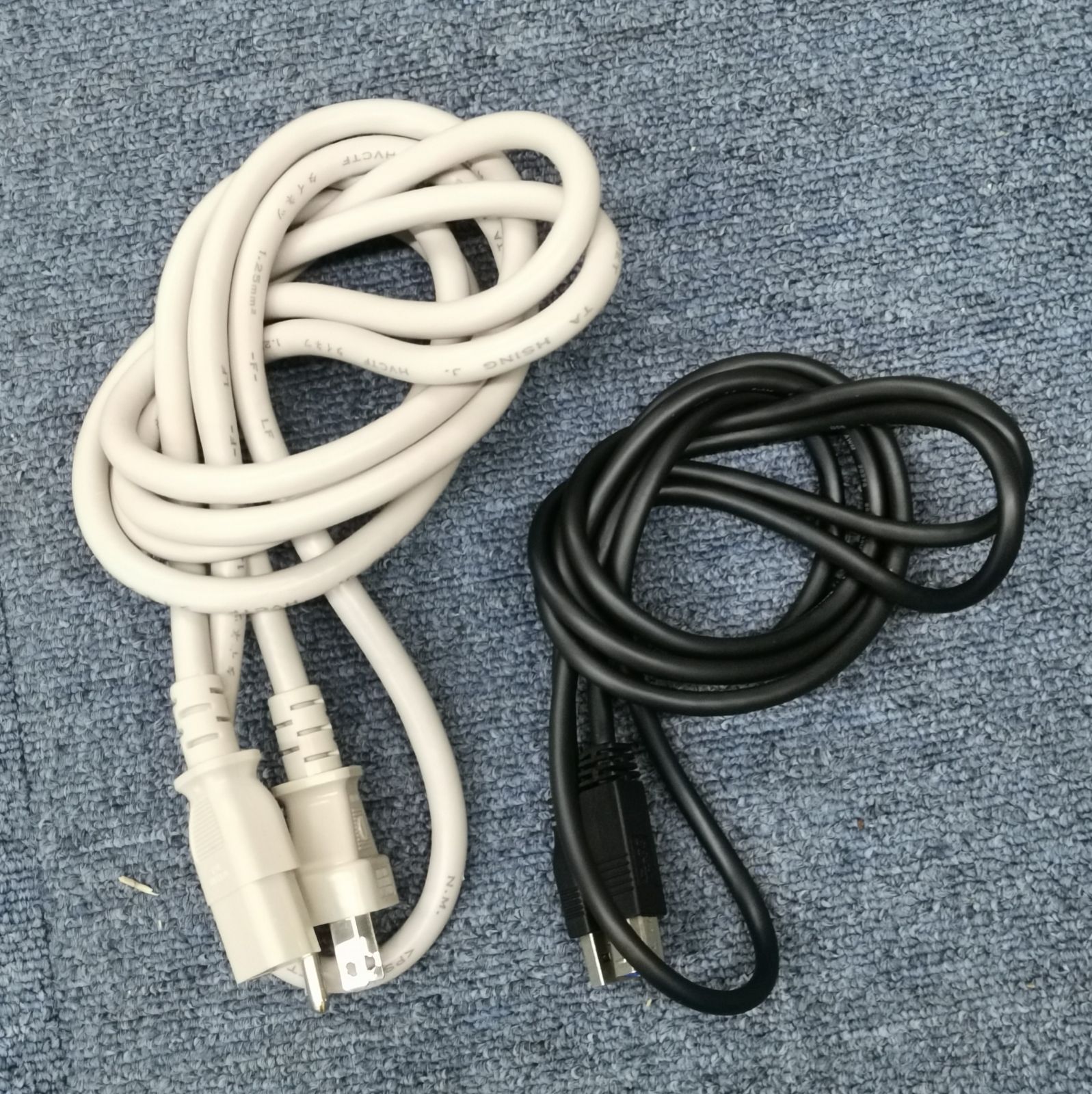 ★1円～★(20-1101)【通電確認済】HITACHI UM-IP800 Woooステーション 液晶テレビチューナー 2010年  Yahoo!オークション -「multimeter マルチメーター」(電気計測器