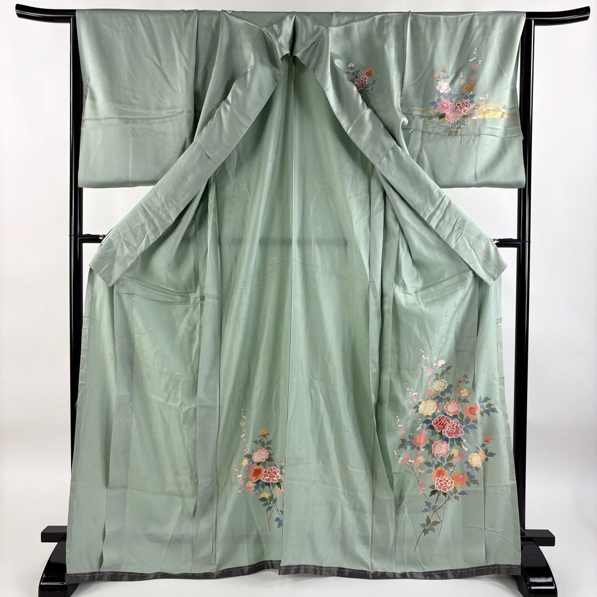 未使用品 小紋 総絞り くすんだ薄緑 綸子 身丈164.5cm 裄丈67cm 未使用品 小紋 総絞り くすんだ薄緑 綸子 身丈164.5cm 裄丈67cm