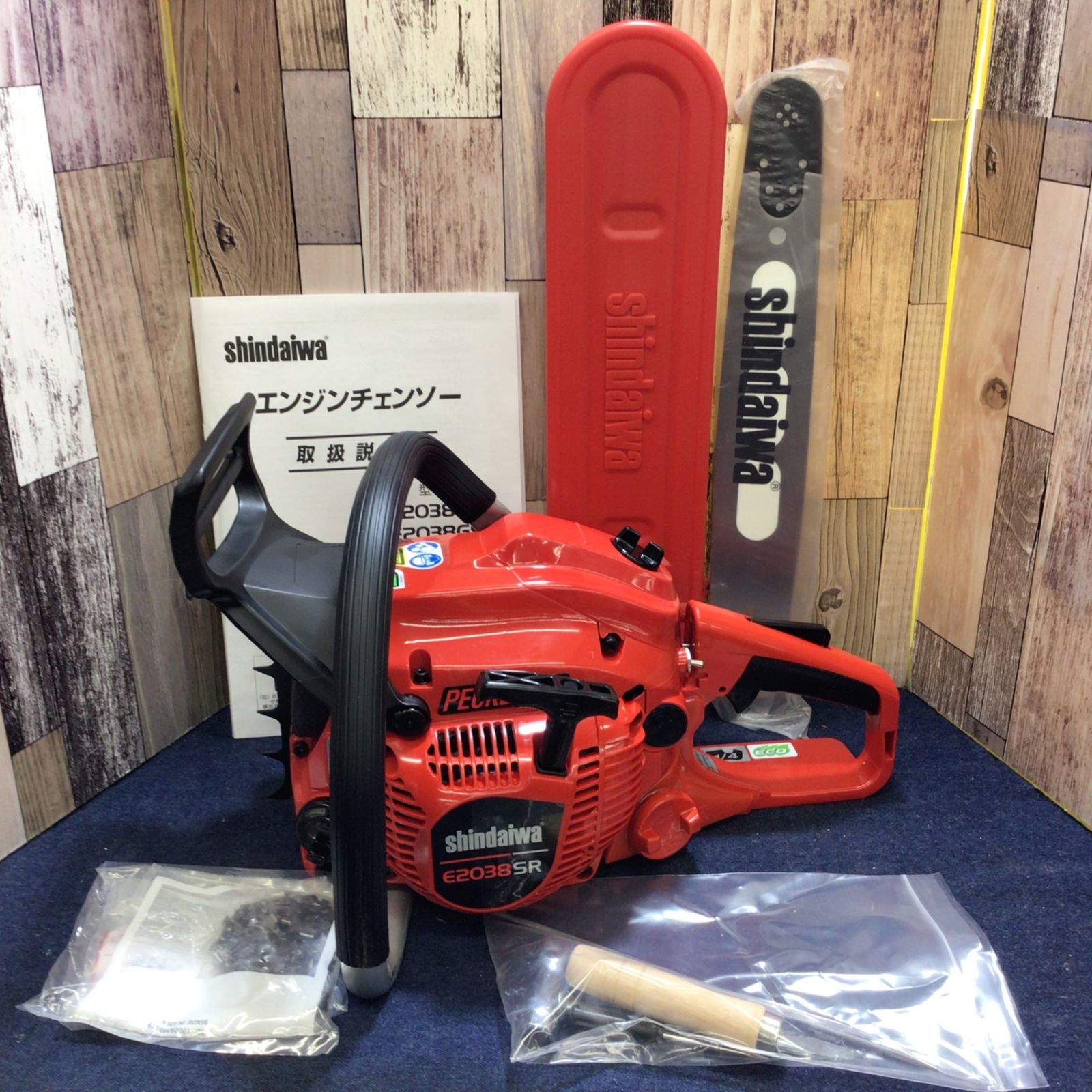 〇新ダイワ チェーンソー E2038SR-350T【八潮店】 - メルカリ